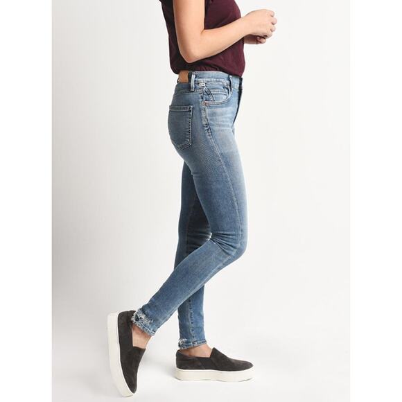 CITIZENS OF HUMANITY Rocket High Rise Skinny Jean in Small Talk Wash // 26 - Picture 2 of 12